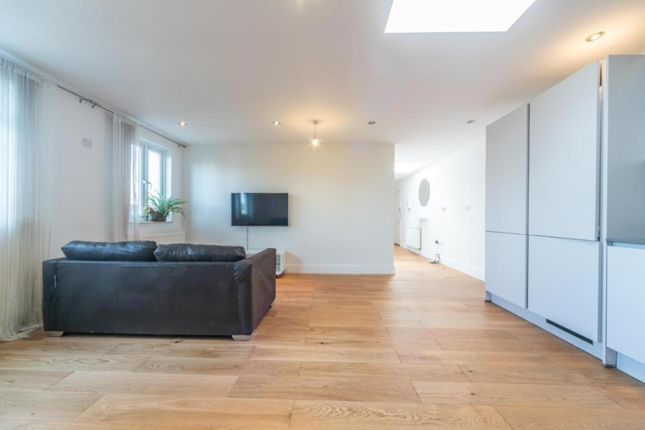Lovely Penthouse Near Canary Wharf London Bagian luar foto