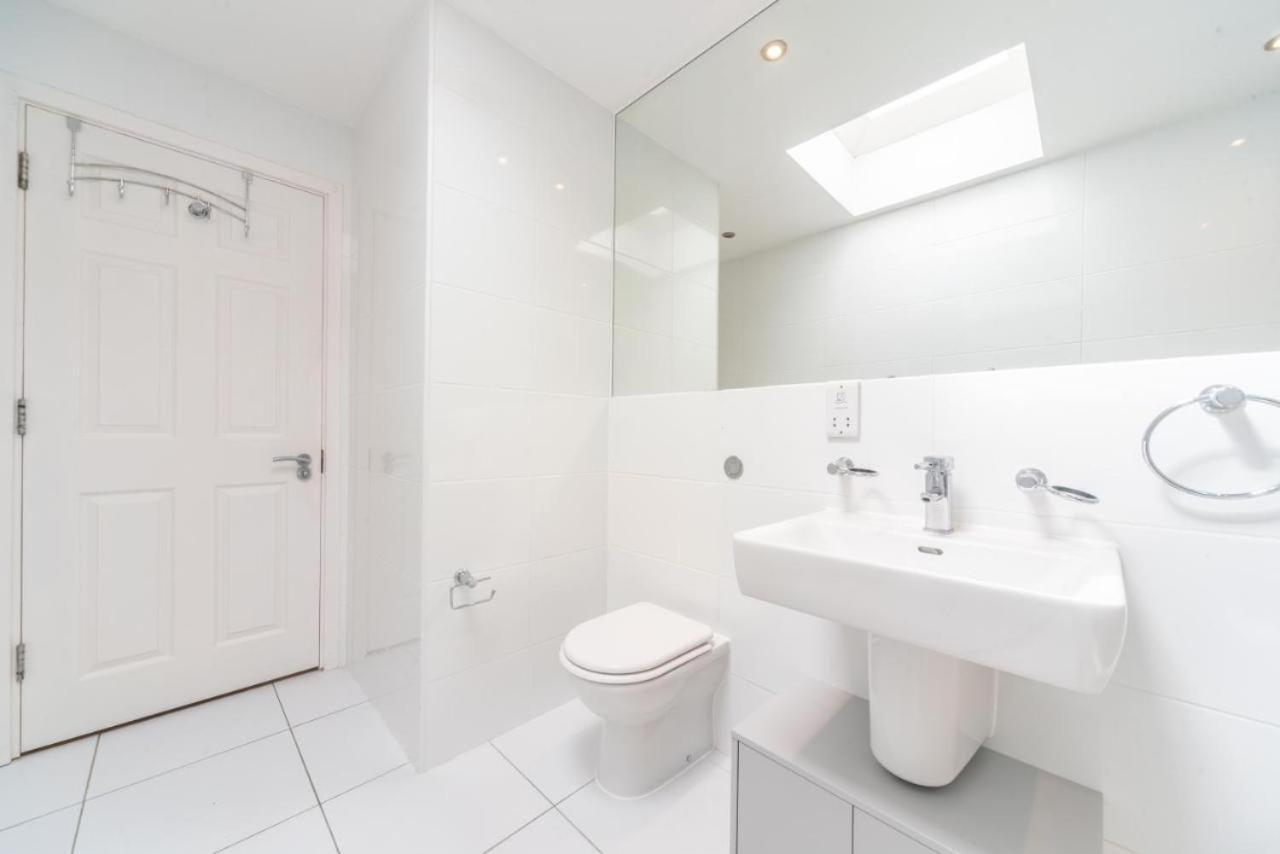 Lovely Penthouse Near Canary Wharf London Bagian luar foto