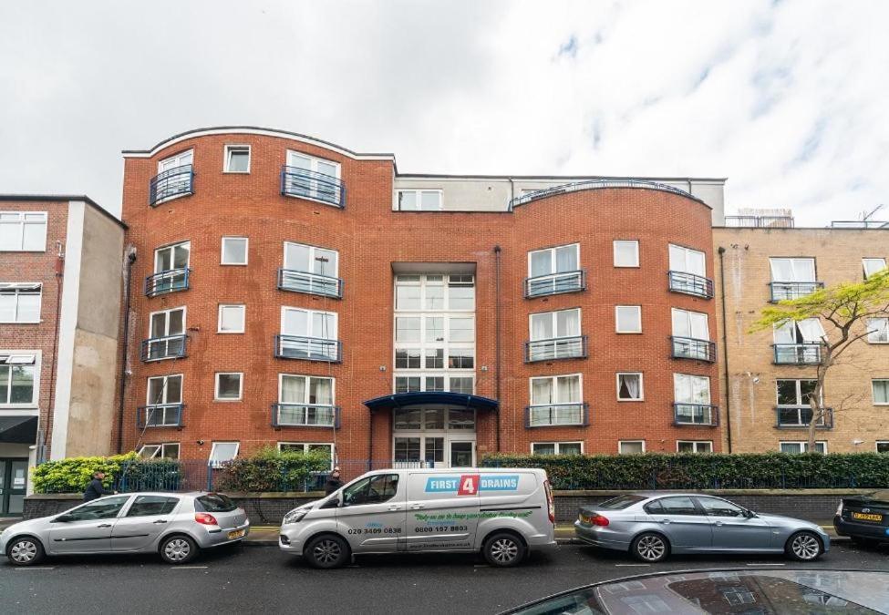Lovely Penthouse Near Canary Wharf London Bagian luar foto