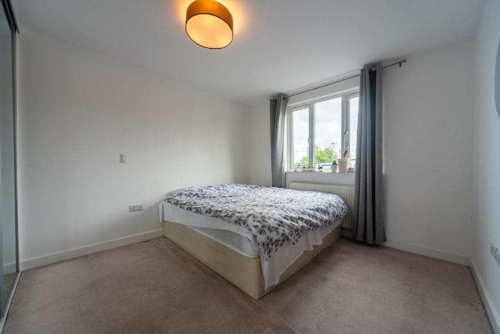 Lovely Penthouse Near Canary Wharf London Bagian luar foto